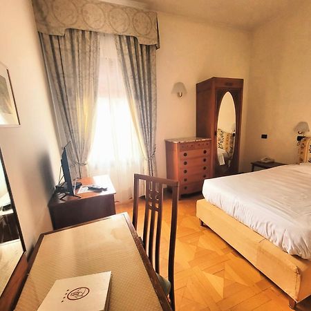 Alla Rocca Hotel Conference & Restaurant Bazzano Dış mekan fotoğraf