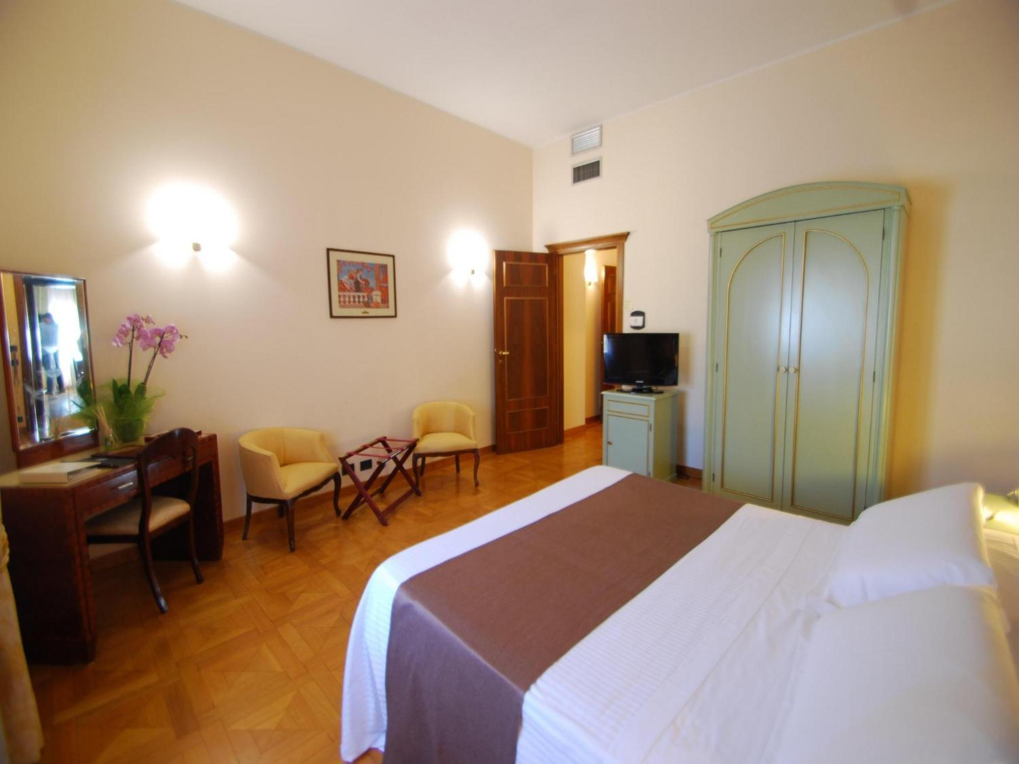 Alla Rocca Hotel Conference & Restaurant Bazzano Dış mekan fotoğraf