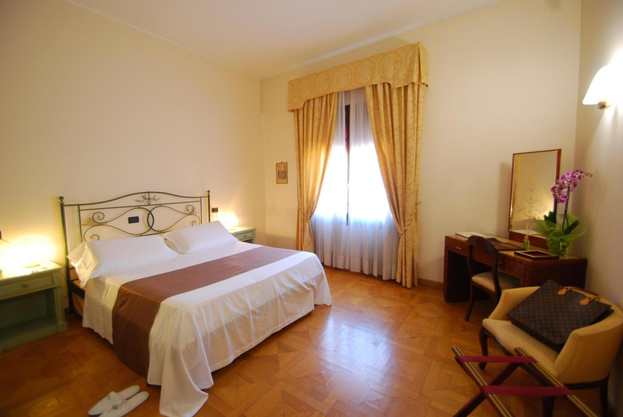 Alla Rocca Hotel Conference & Restaurant Bazzano Dış mekan fotoğraf