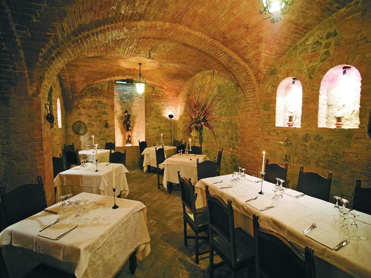 Alla Rocca Hotel Conference & Restaurant Bazzano Dış mekan fotoğraf