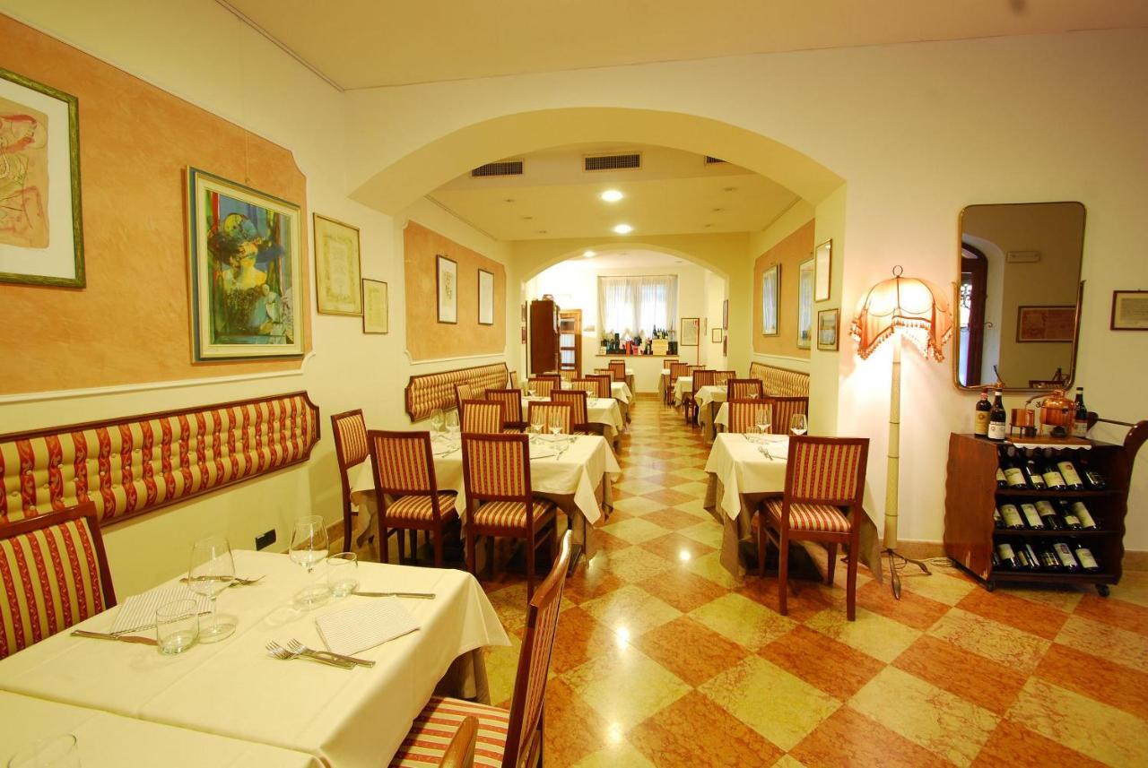 Alla Rocca Hotel Conference & Restaurant Bazzano Dış mekan fotoğraf